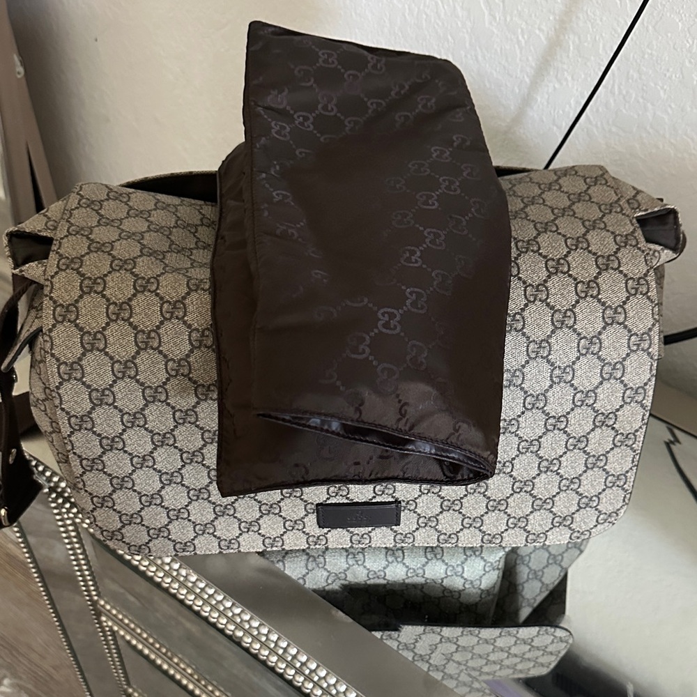 Gucci Beige and Brown Baby Bag - Picture 5 of 5